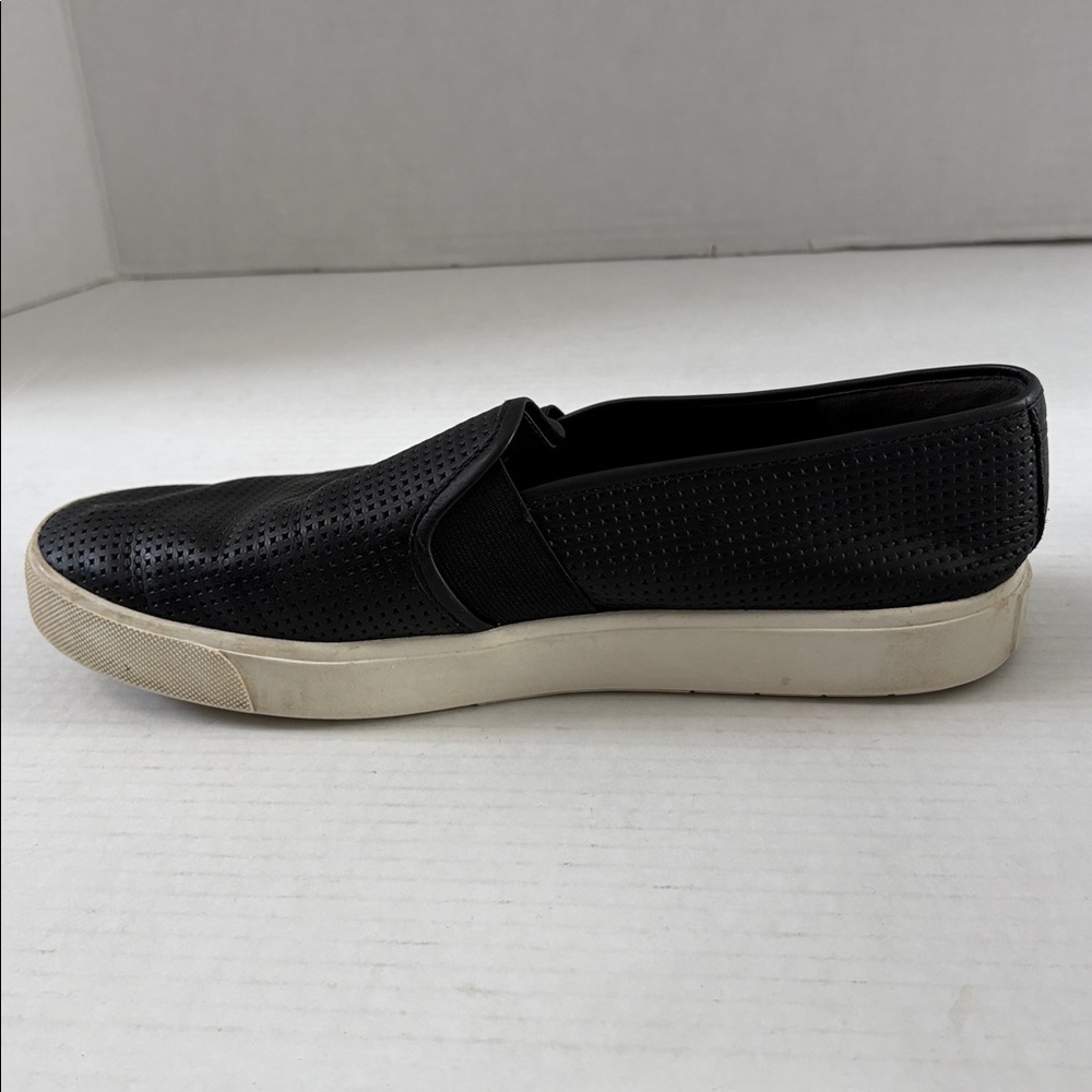 Vince Perforated Black Slip-On Loafers Size 8.5 - Picture 9 of 13